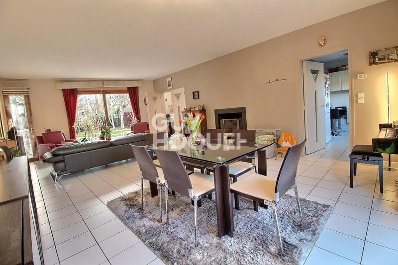 Maison - 130 m² - 4 pièces
