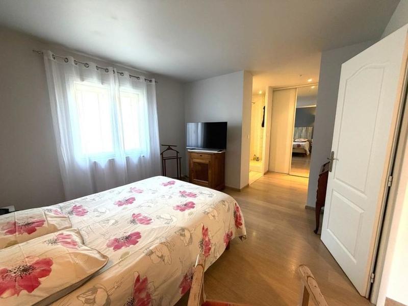 Maison - 141 m² - 6 pièces