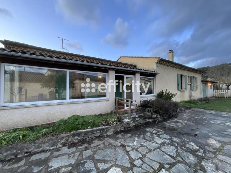 Maison - 108 m² - 5 pièces