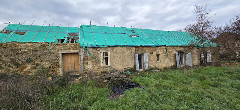 Maison ancienne - 180 m² - 12 pièces