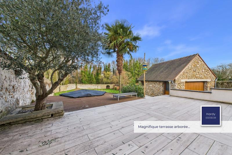 Maison - 139 m² - 7 pièces