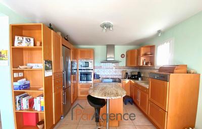 Appartement - 95 m² - 4 pièces