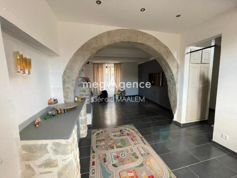Maison de village - 145 m² - 5 pièces