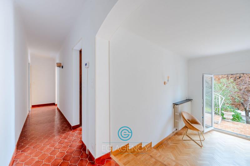 Maison - 162 m² - 7 pièces