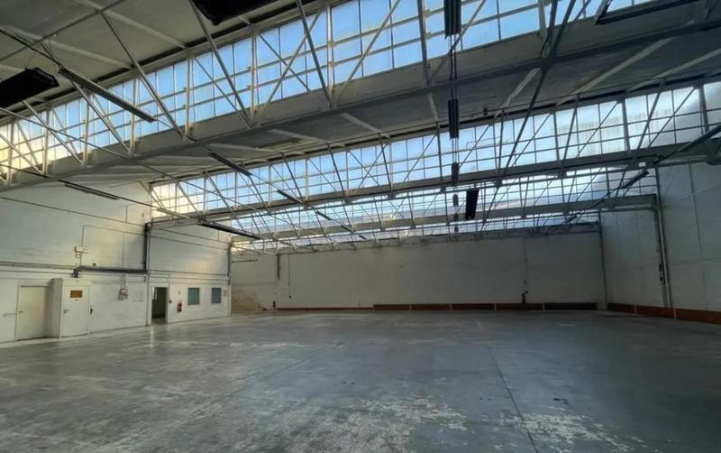 Local d'activités - 1 188 m²