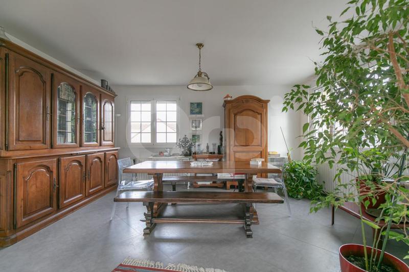 Maison - 140 m² - 4 pièces