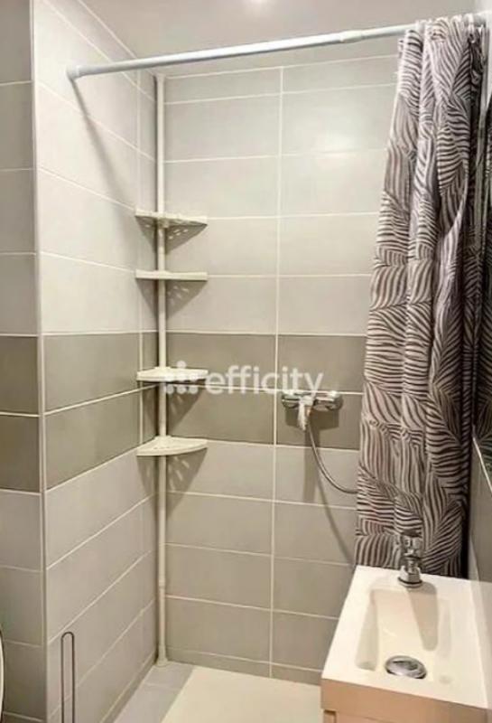 Immeuble - 75 m² - 4 pièces