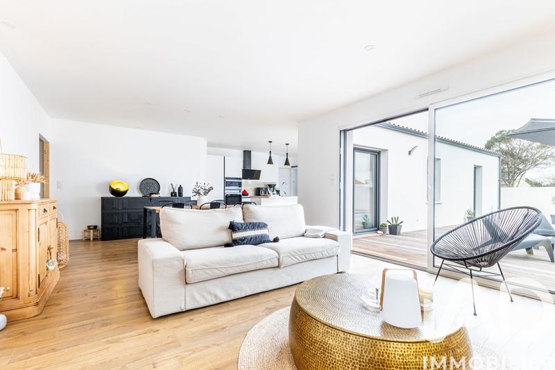 Maison - 120 m² - 5 pièces