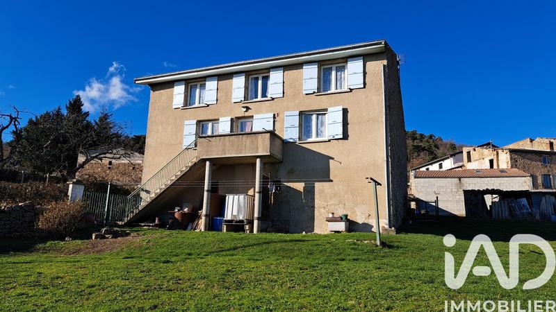 Maison de campagne - 110 m² - 4 pièces