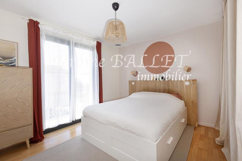 Maison - 180 m² - 6 pièces