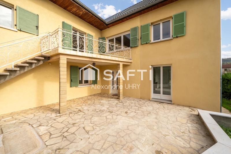 Villa - 215 m² - 7 pièces
