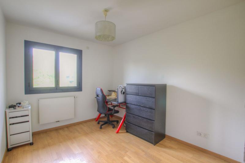 Appartement - 80 m² - 3 pièces