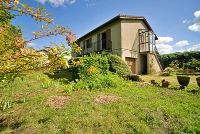 Maison - 92 m² - 4 pièces