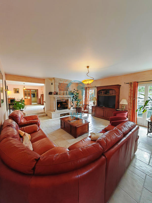 Villa - 250 m² - 7 pièces