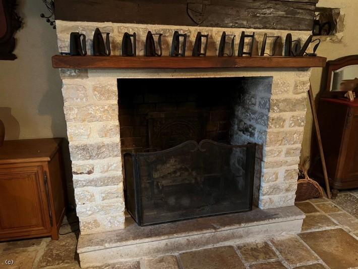 Maison en pierre - 177 m² - 6 pièces