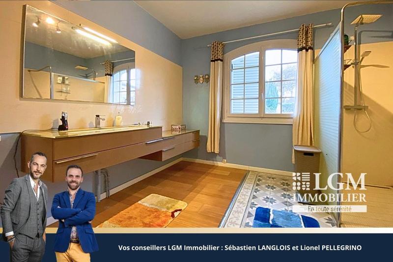 Maison - 170 m² - 6 pièces
