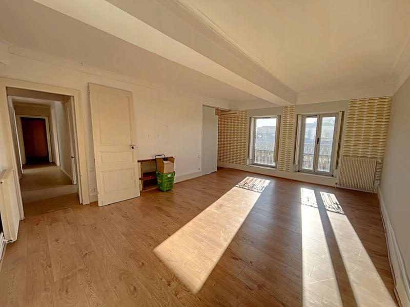 Appartement - 132 m² - 5 pièces