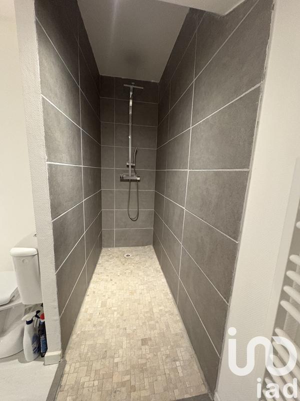 Maison - 210 m² - 7 pièces