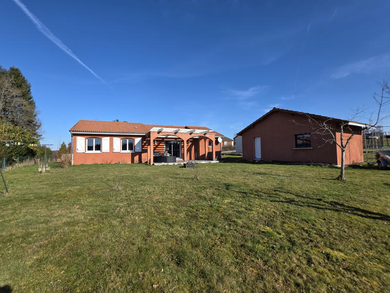 Maison - 86 m² - 4 pièces