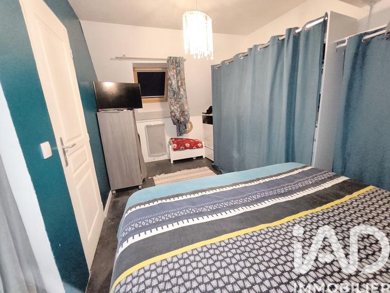 Maison - 95 m² - 5 pièces