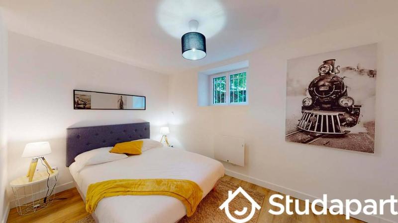 Chambre - 11 m² - 1 pièce