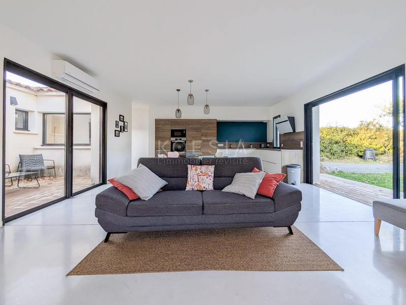 Maison - 120 m² - 5 pièces