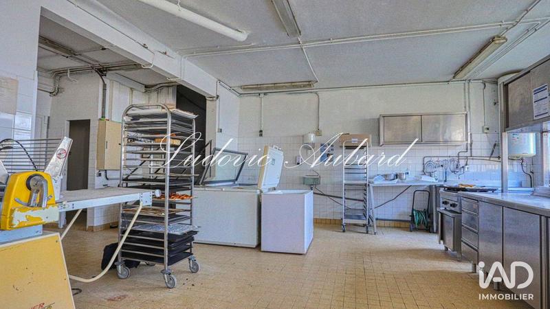 Local commercial - 188 m²