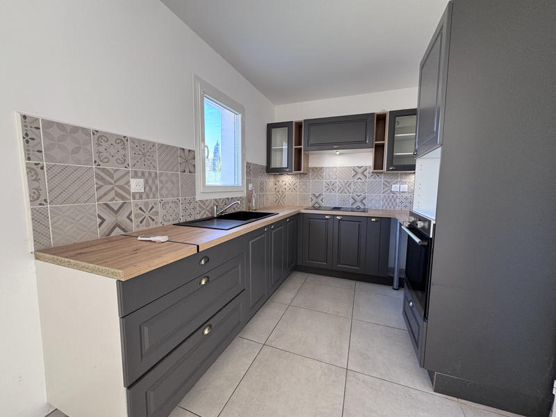 Maison - 80 m² - 4 pièces