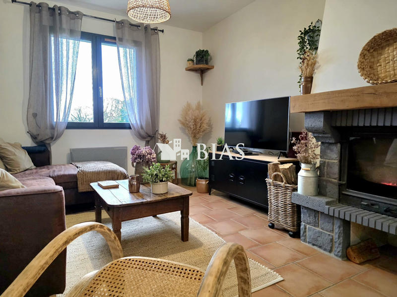 Maison - 85 m² - 4 pièces