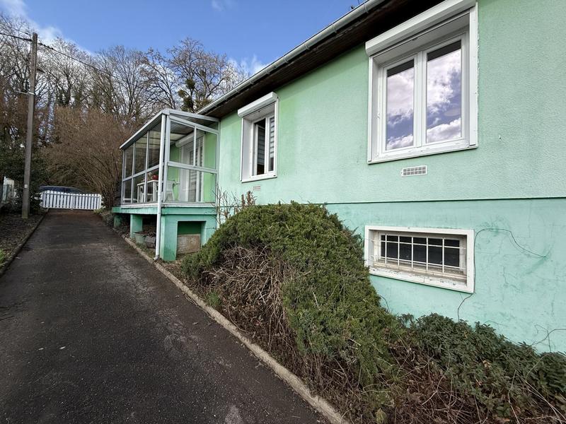 Maison - 85 m² - 5 pièces