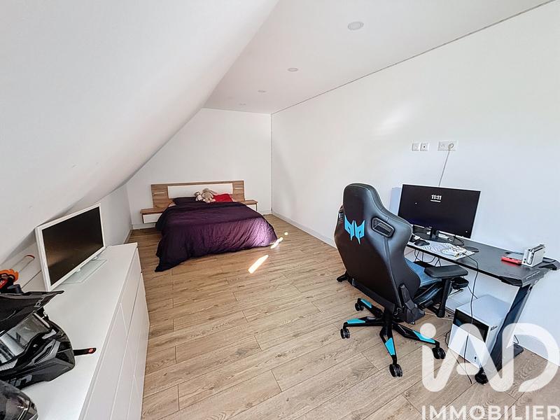 Maison - 255 m² - 7 pièces