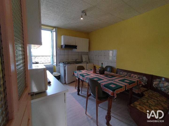 Maison - 234 m² - 11 pièces