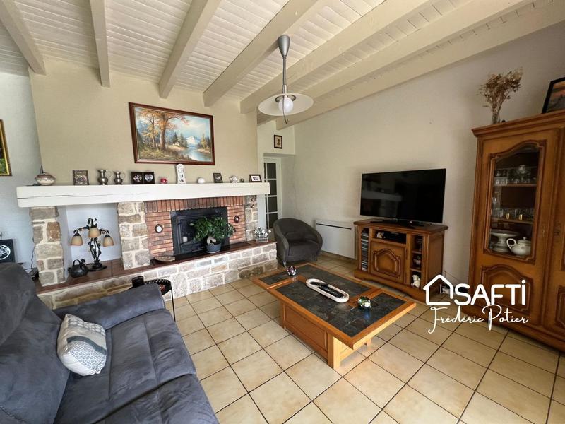 Maison - 275 m² - 9 pièces