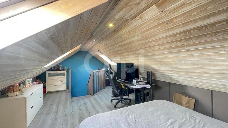 Maison - 79 m² - 5 pièces