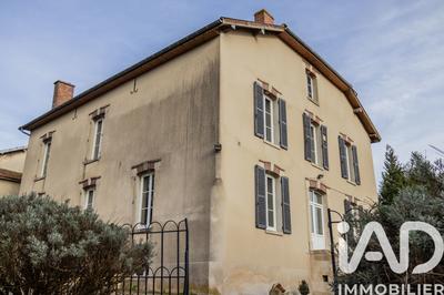 Maison - 247 m² - 8 pièces