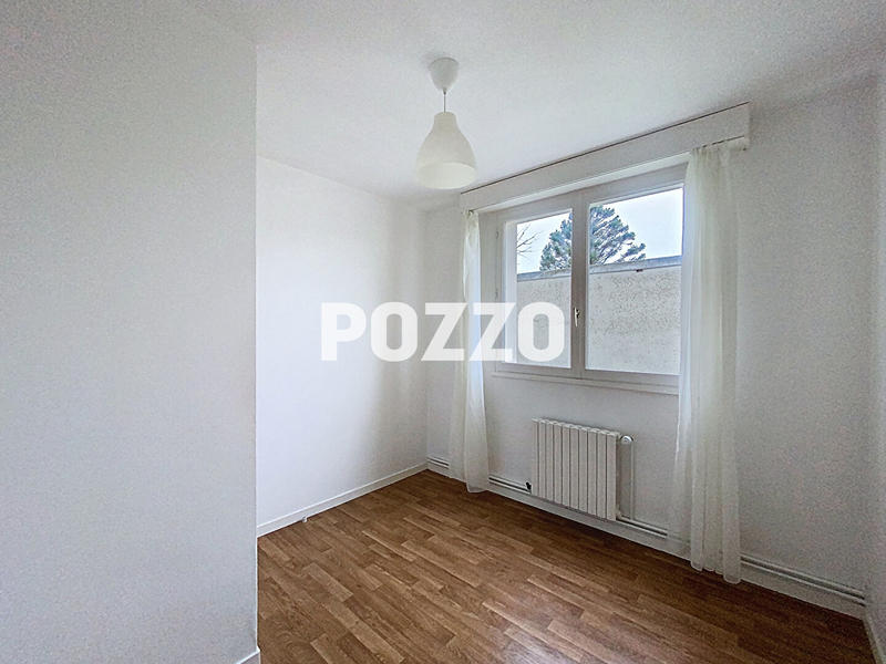 Maison - 96 m² - 4 pièces