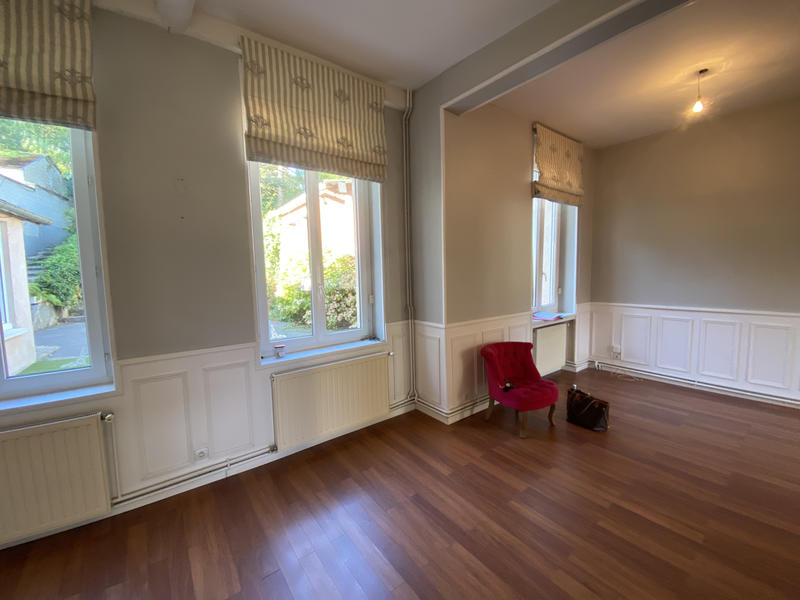 Maison - 150 m² - 10 pièces