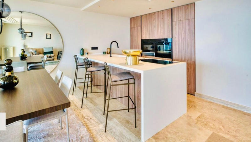 Appartement - 111 m² - 3 pièces