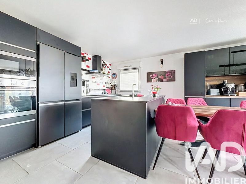 Appartement - 85 m² - 5 pièces