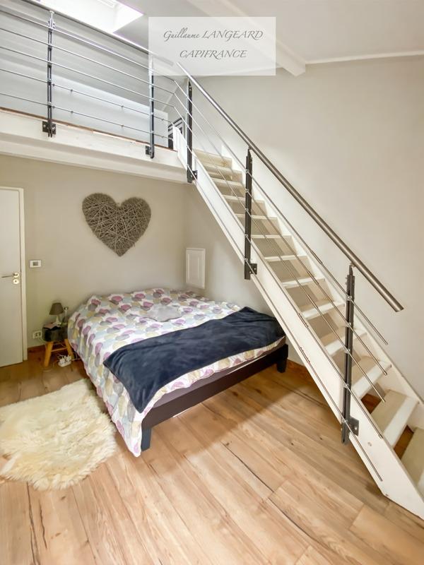 Maison - 227 m² - 6 pièces