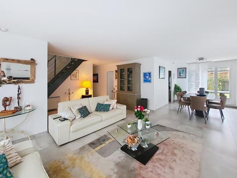 Maison - 148 m² - 7 pièces