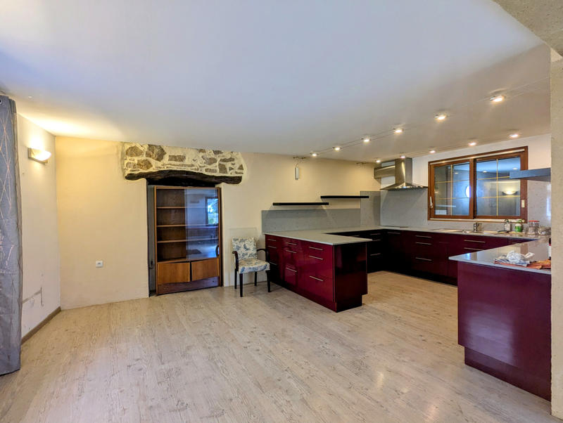Maison - 140 m² - 5 pièces