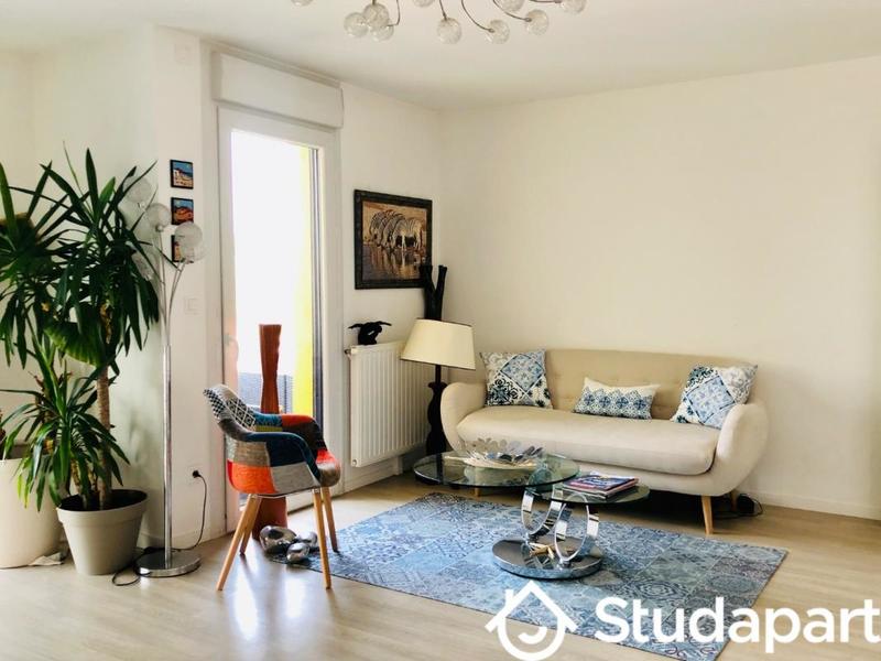 Chambre - 14 m² - 1 pièce