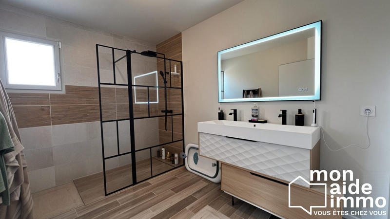 Maison - 100 m² - 5 pièces