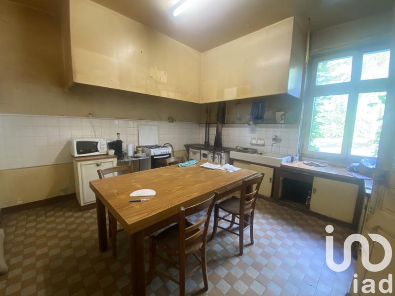 Maison - 290 m² - 8 pièces