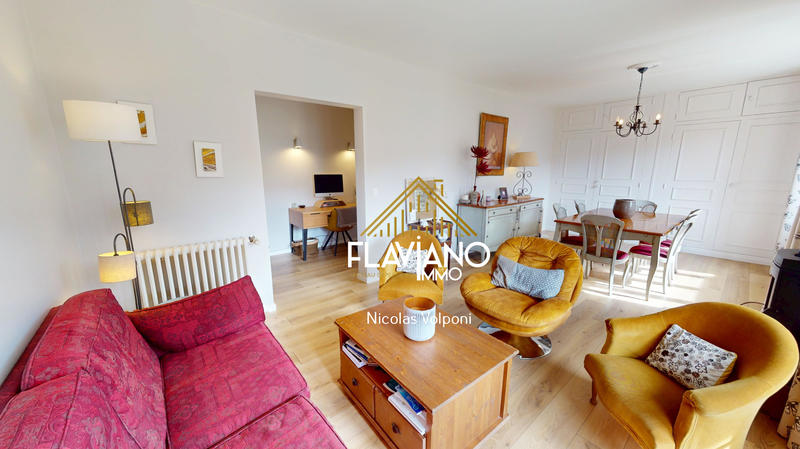 Appartement - 108 m² - 4 pièces