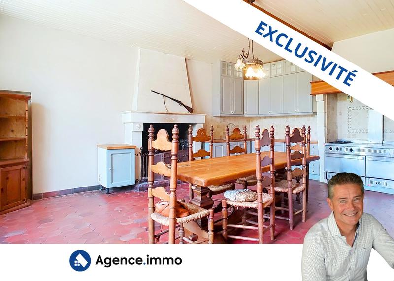 Maison - 628 m² - 17 pièces