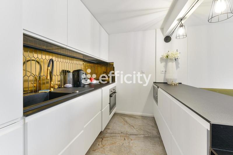 Immeuble - 480 m² - 20 pièces