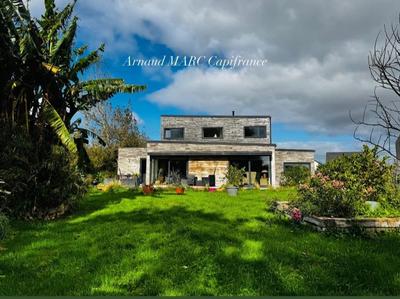 Maison - 126 m² - 6 pièces