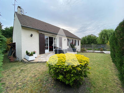 Maison - 94 m² - 5 pièces